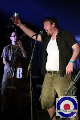 Brewed + Bottled (D) Mighty Sounds Festival - Tabor (CZ) - Metropolis Live Stage - 17. Juli 2009 (5).JPG